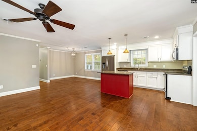 19 Burkett Dr, Sumter, SC 29150 - photo 4