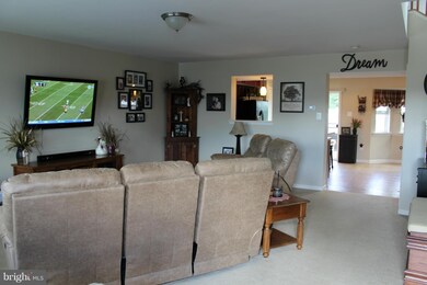 13 Spanish Moss Ct, Chambersburg, PA 17202 - photo 3