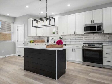 422 Wilson Ave, Columbus, OH 43205 - photo 4