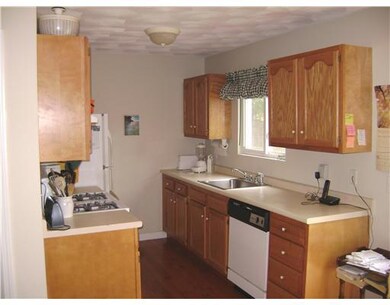 24 Turner St unit 3, Warwick, RI 02886 - photo 3