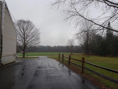 193 S Parrish Rd, Winchester, NH 03470 - photo 4