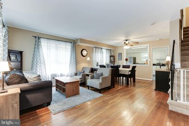 203 E Taylor Run Pkwy, Alexandria, VA 22314 - photo 4