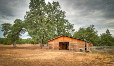 36x36 Horse Barfn with Stalls