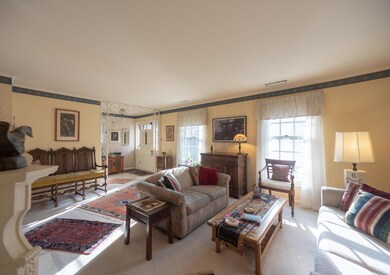 Roxbury Rd Condo-1