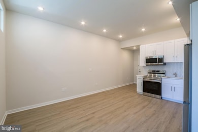 1330 S Patton St unit 204, Philadelphia, PA 19146 - photo 6