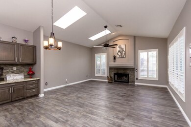 5025 W Hackamore Dr, Phoenix, AZ 85083 - photo 4