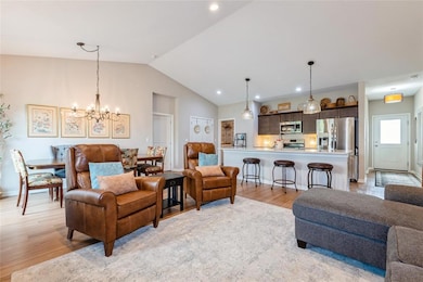 1194 S Radley St, West Des Moines, IA 50266 - photo 3