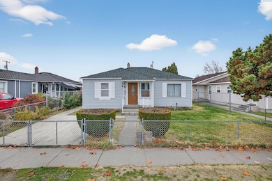 1126 W Yakima St, Pasco, WA 99301 - photo 2