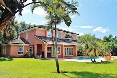 150 Hacienda Dr, Merritt Island, FL 32952 - photo 2