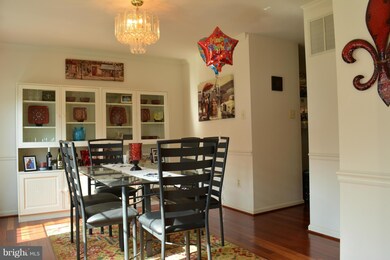 10 Wood Raven Ct, Parkville, MD 21234 - photo 4