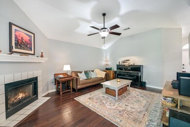 802 Lantana Ln, Leander, TX 78641 - photo 5