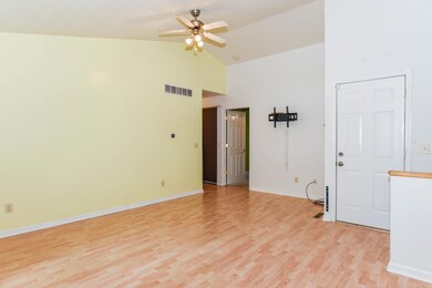 413 W Grant Street-8
