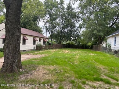 524 N Deerfield Ave, Lansing, MI 48917 - photo 3