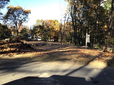 21 Prescott St, Rutland, MA 01543 - photo 2