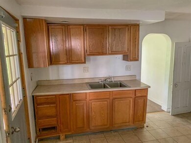 2802 S Hackley St, Muncie, IN 47302 - photo 7