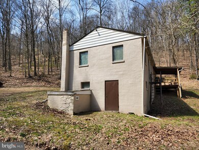 64 Stauffer Ln, Auburn, PA 17922 - photo 2