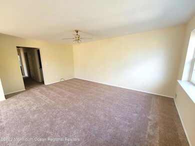 552 Constable Place, Toms River, NJ 08753 - photo 4