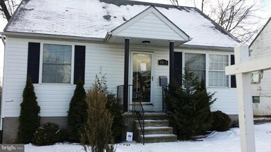 4815 Hazelwood Ave, Baltimore, MD 21206 - photo 2