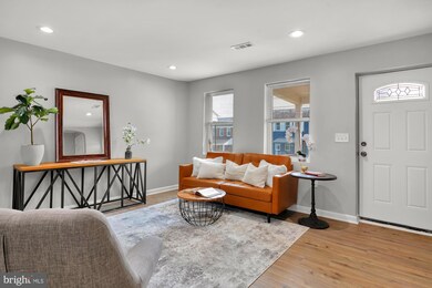 3918 Flowerton Rd, Baltimore, MD 21229 - photo 3