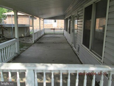 2214 Lodge Farm Rd, Sparrows Point, MD 21219 - photo 4