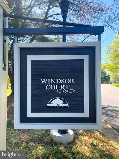 242 Windsor Ct unit 242, Glen Mills, PA 19342 - photo 2
