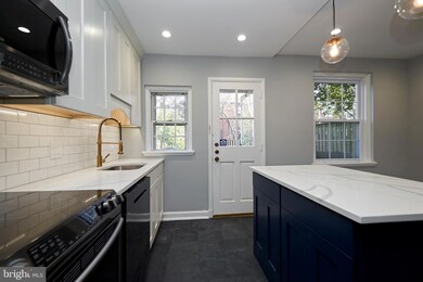 3607 S Wakefield St, Arlington, VA 22206 - photo 7