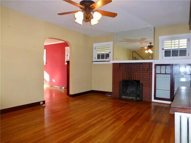 19x13 Living Room with Gas Fireplace, built-in, an