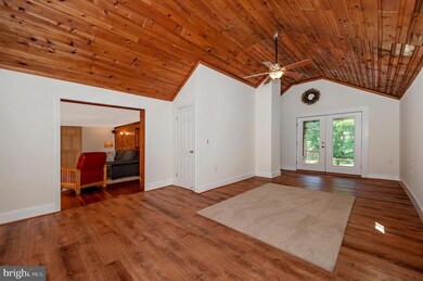 7616 Ridge Rd, Frederick, MD 21702 - photo 3