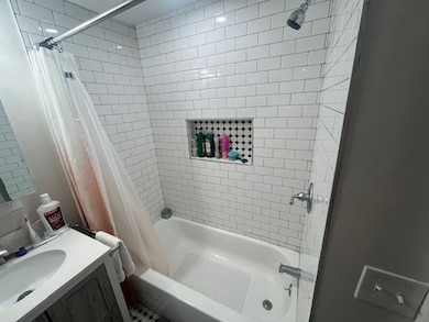 15 Rock St unit 1, Bristol, RI 02809 - photo 4