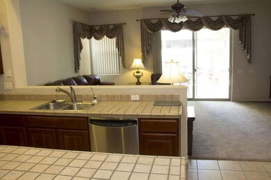 Kitchen - fam room