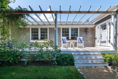 22 Kitts Field Cir, Edgartown, MA 02539 - photo 3