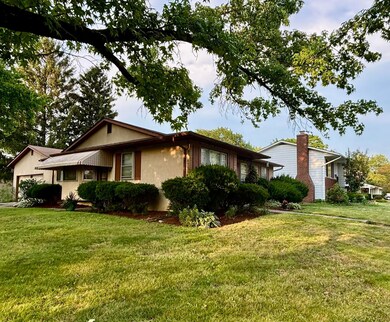 1198 Drysdale Square S, Columbus, OH 43229 - photo 2