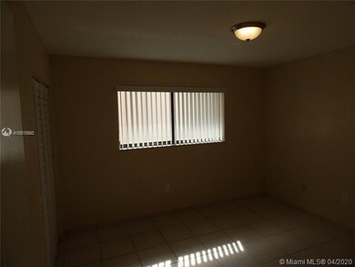 5722 W 26th Ave unit 5722, Hialeah, FL 33016 - photo 4