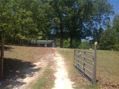 681 Morris Stevens Rd, Macon, GA 31217 - photo 2