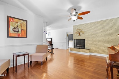 821 Woodburn Rd, Raleigh, NC 27605 - photo 5