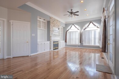 11159 Yellow Leaf Way, Germantown, MD 20876 - photo 5