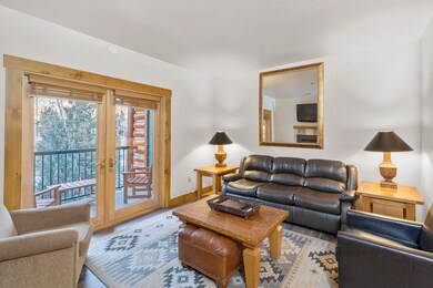 3112 Living Area