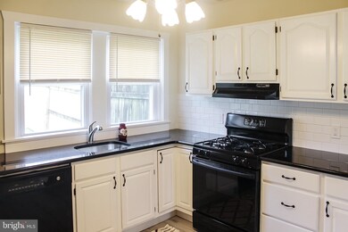 1126 W Ridge Rd, Marcus Hook, PA 19061 - photo 3