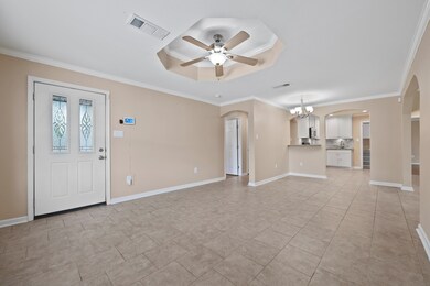 3502 Statesman Dr, Alvin, TX 77511 - photo 4