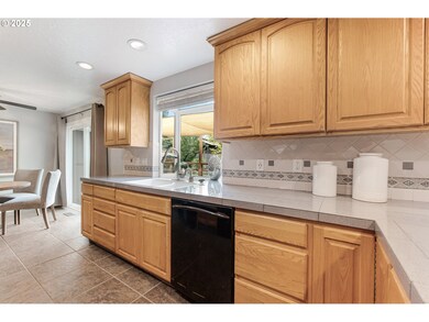 5655 SW 207th Ave, Beaverton, OR 97078 - photo 5