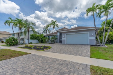 201 S Bahama Ave, Marco Island, FL 34145 - photo 3