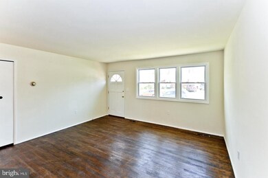 332 Eagle Harbor S, Laurel, MD 20724 - photo 5