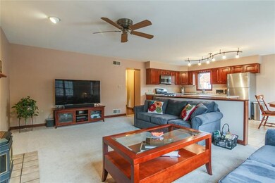 21x13 Family Room | 21x11 Eat-in-kitchen.