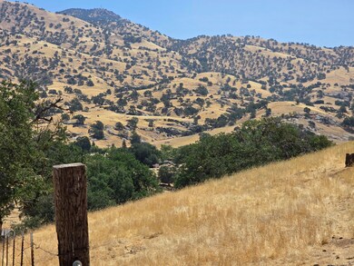 Lot 032 at Middle Fenceline