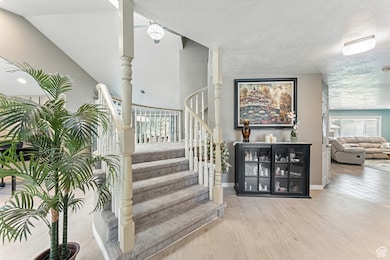 2223 W Williamsburg Cir, West Jordan, UT 84088 - photo 4