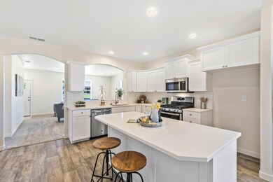 Jackson - Kitchen 4