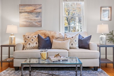 17 Lunt St, Newburyport, MA 01950 - photo 2