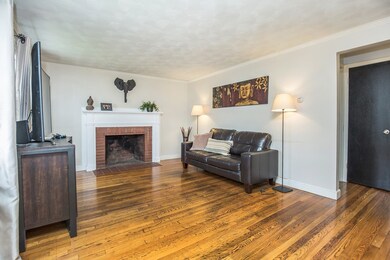 8 Chesbrough Rd, West Roxbury, MA 02132 - photo 6