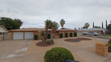 1948 Octubre Dr, El Paso, TX 79935 - photo 2