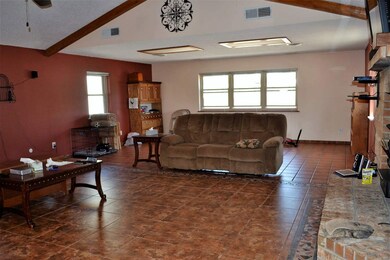 2520 Abbott Ave, Alamogordo, NM 88310 - photo 4